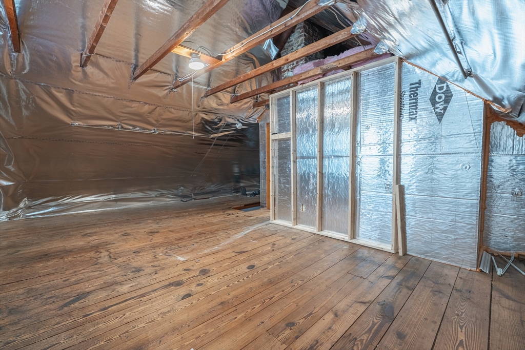 58 Appleton St Property Photo 13