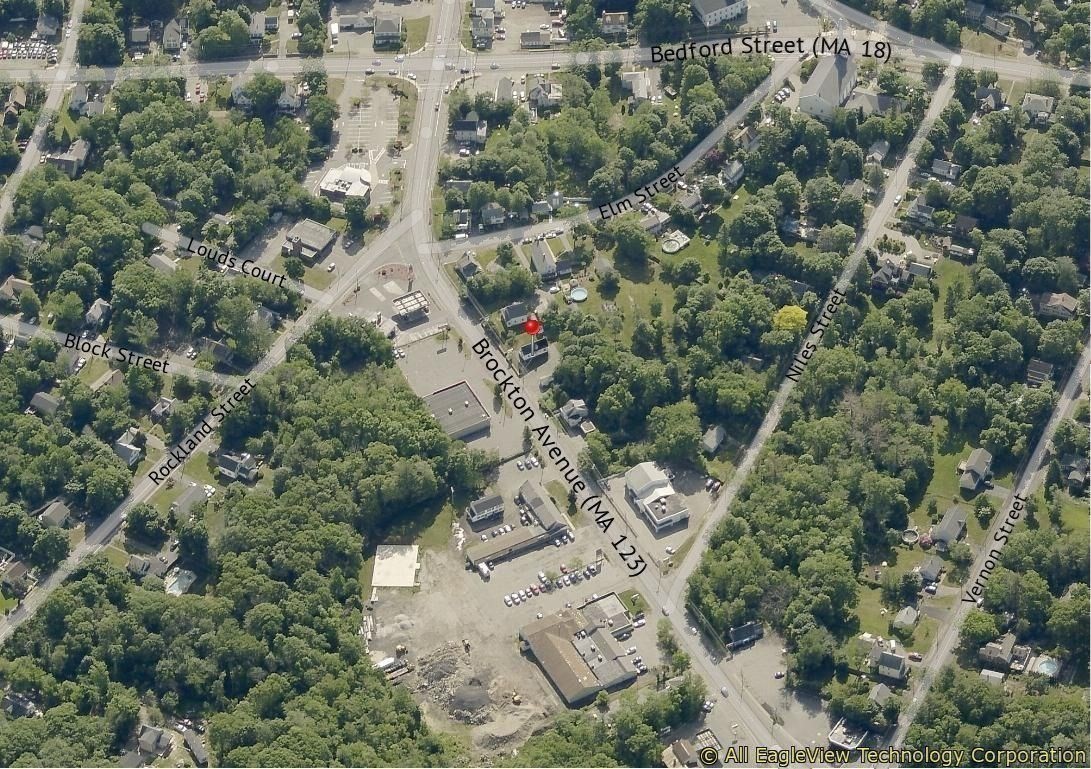 140 Brockton Ave Property Photo 9