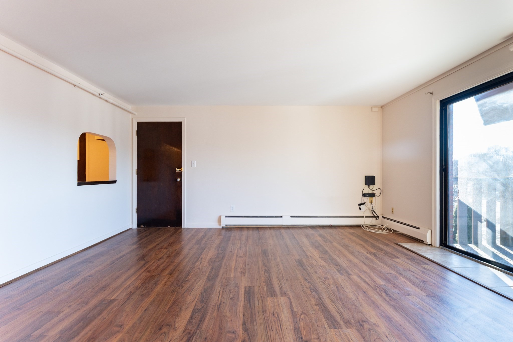273 West Main St # B12 Property Photo 4