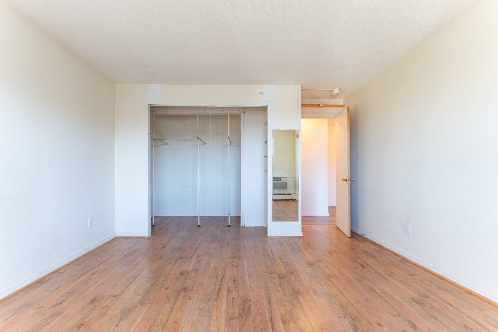 273 West Main St # B12 Property Photo 21