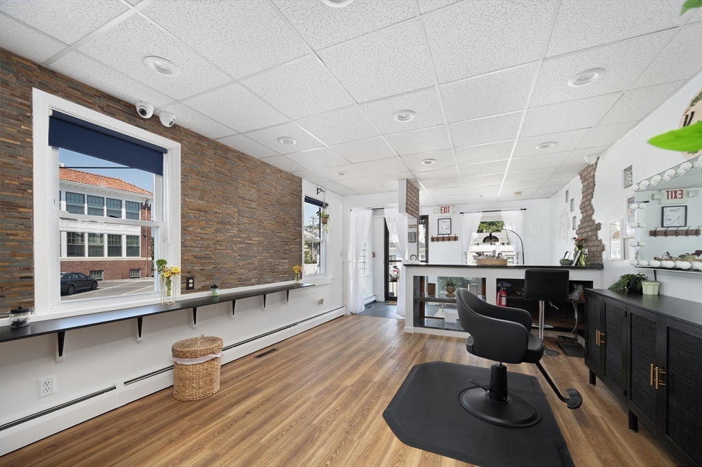 15 Thomas St Property Photo 15
