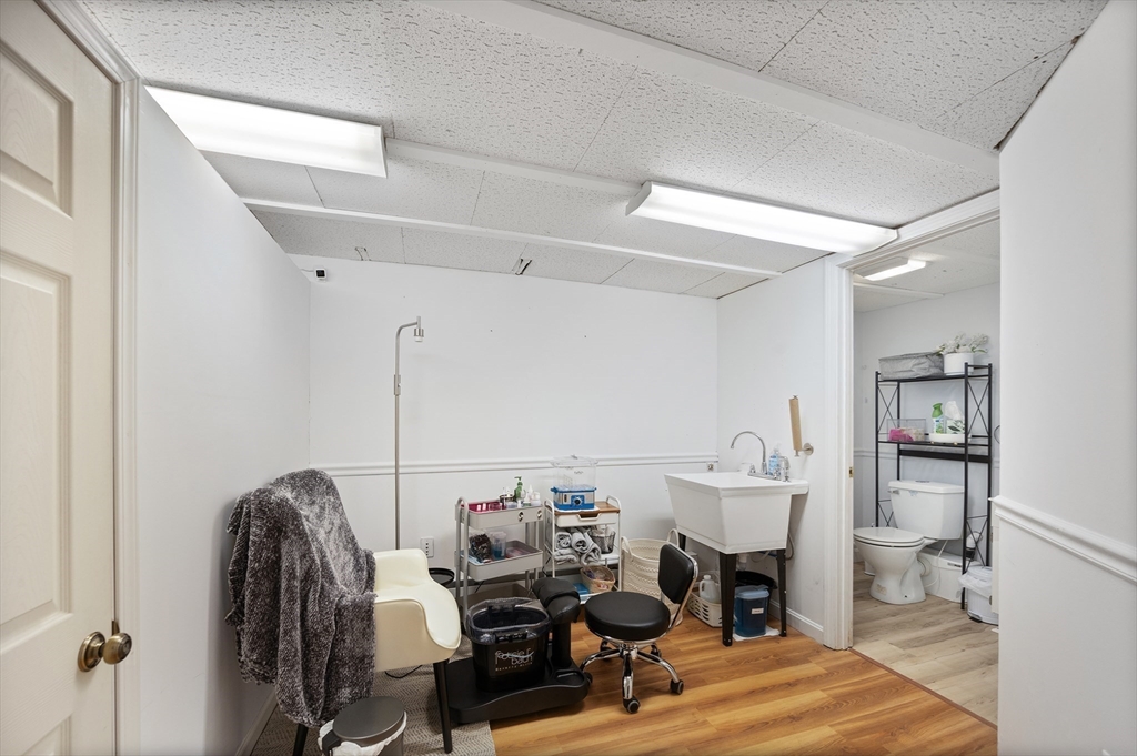 15 Thomas St Property Photo 41