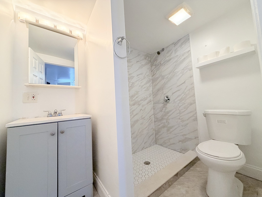 12 Danforth St Property Photo 31