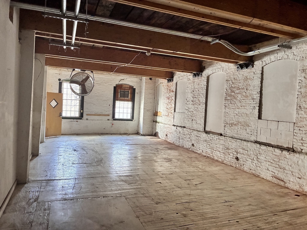 20 Ladd Ave Property Photo 8