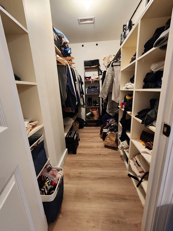 416 Commonwealth Ave # 408 Property Photo 11