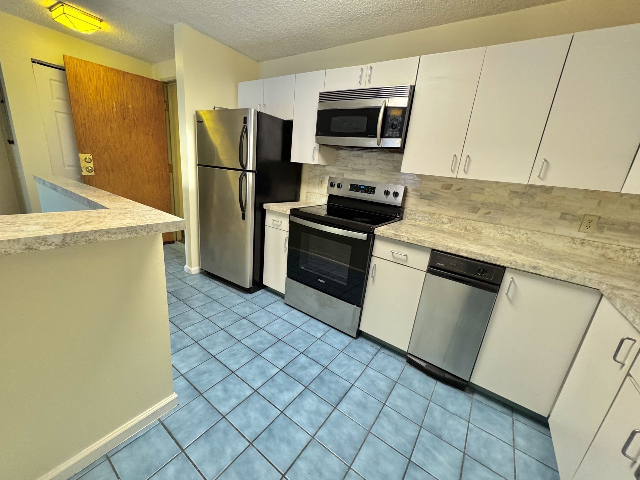 24 Corey St # 101 Property Photo 11
