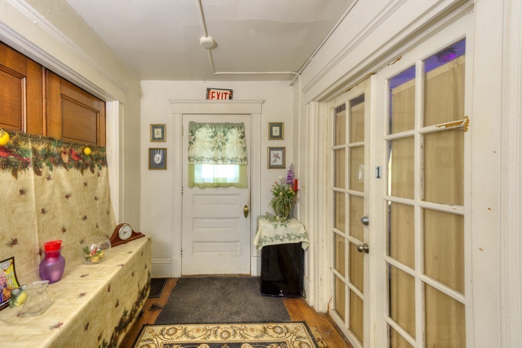 60 Fruit Street Property Photo 5