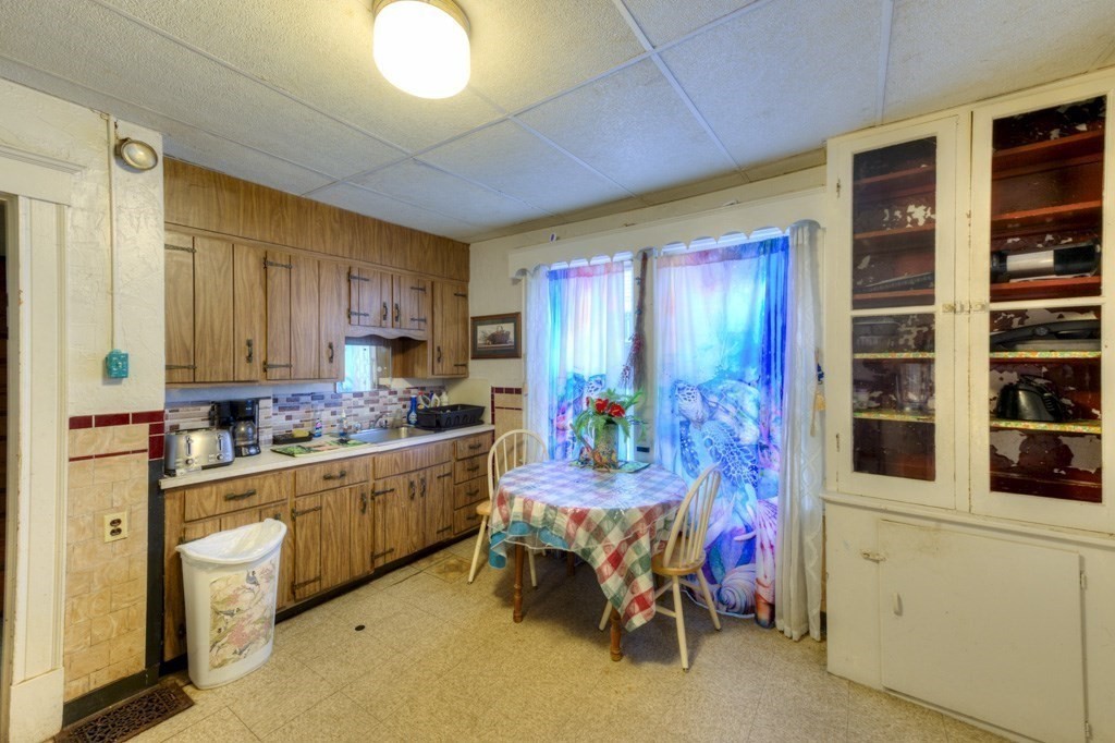 60 Fruit Street Property Photo 10