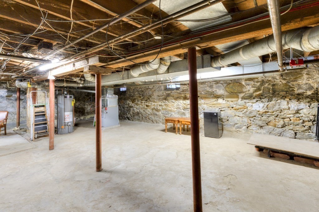 60 Fruit Street Property Photo 18