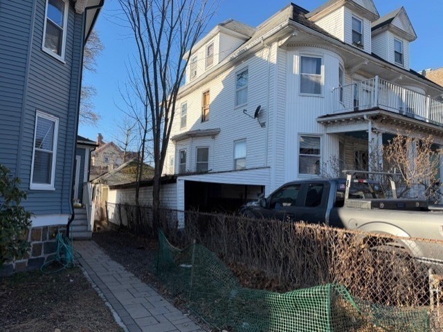 25-25a Charlotte St Property Photo 4