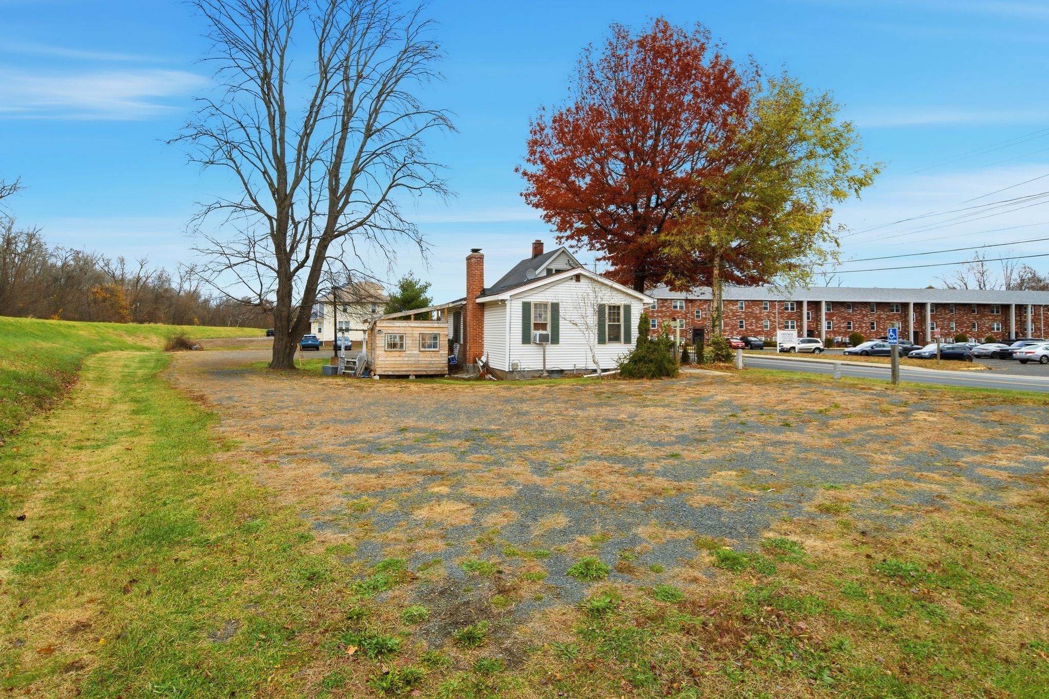 148 River St Property Photo 7