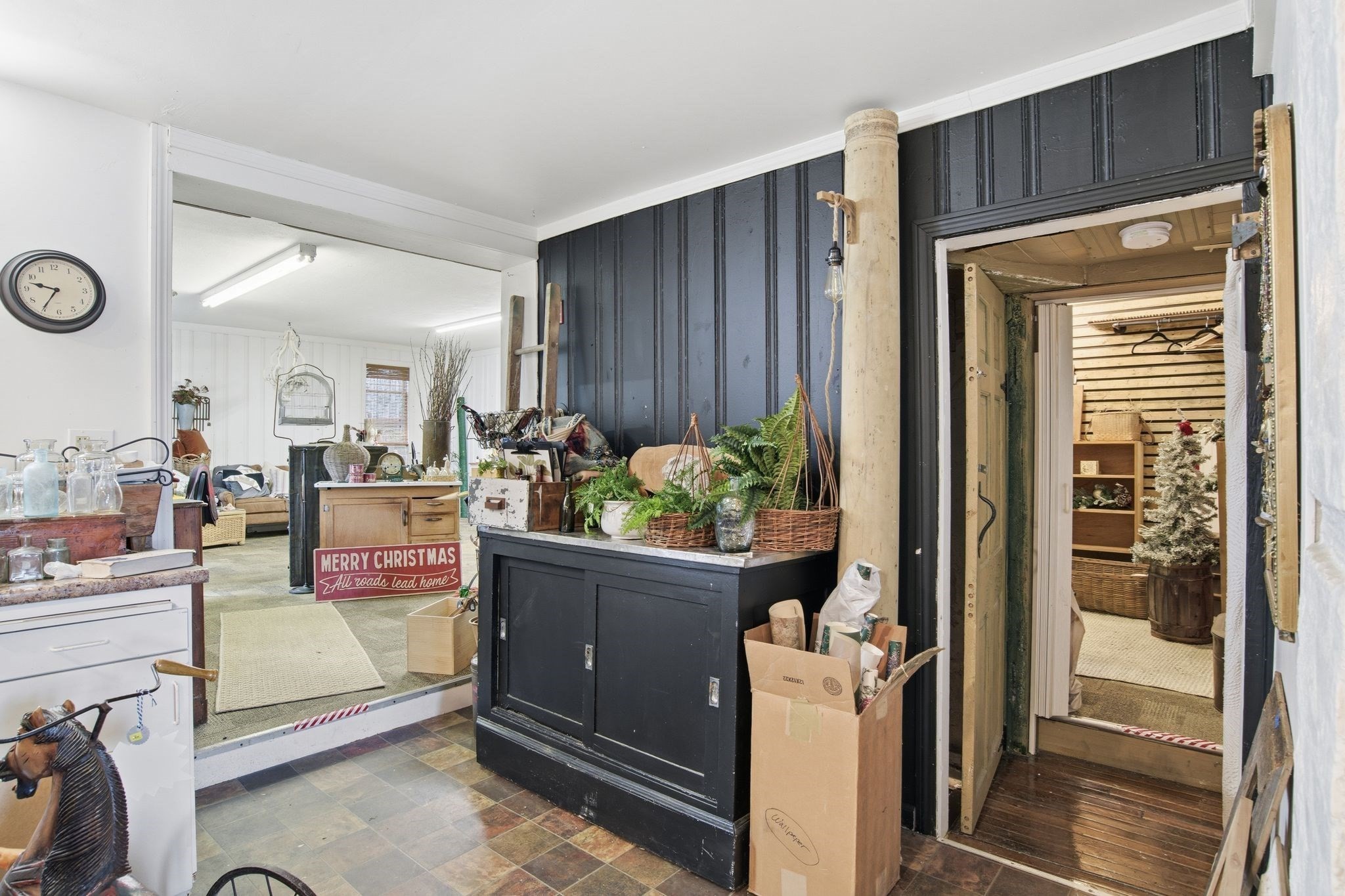 148 River St Property Photo 11