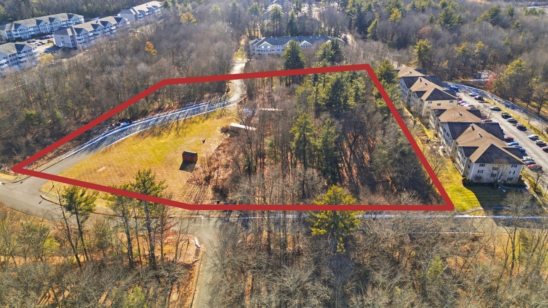 30 Greenleaves Dr Property Photo 1