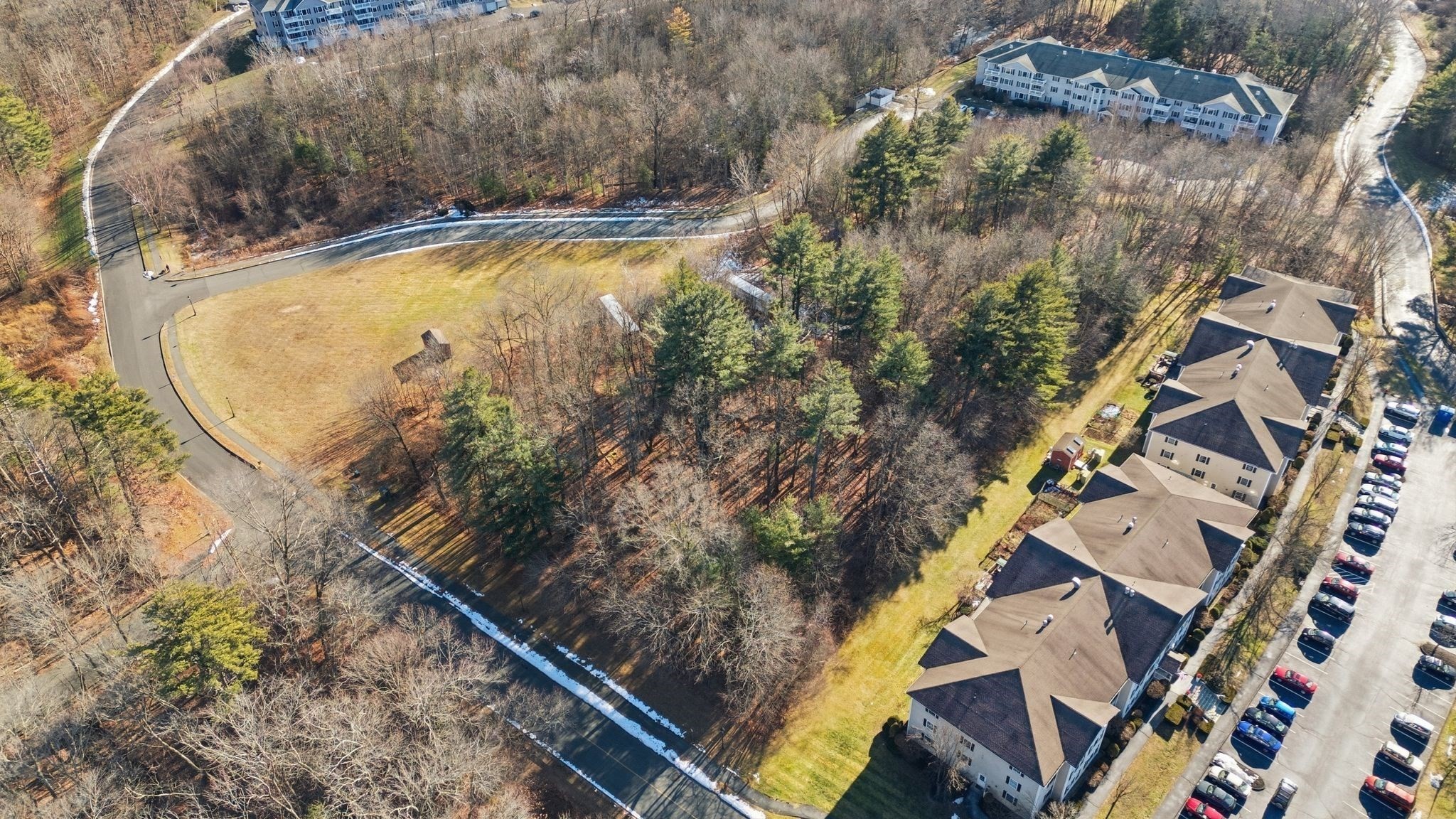 30 Greenleaves Dr Property Photo 5
