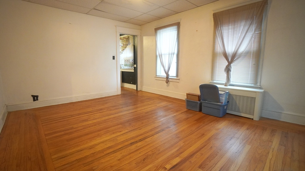 49 Upland St Property Photo 6