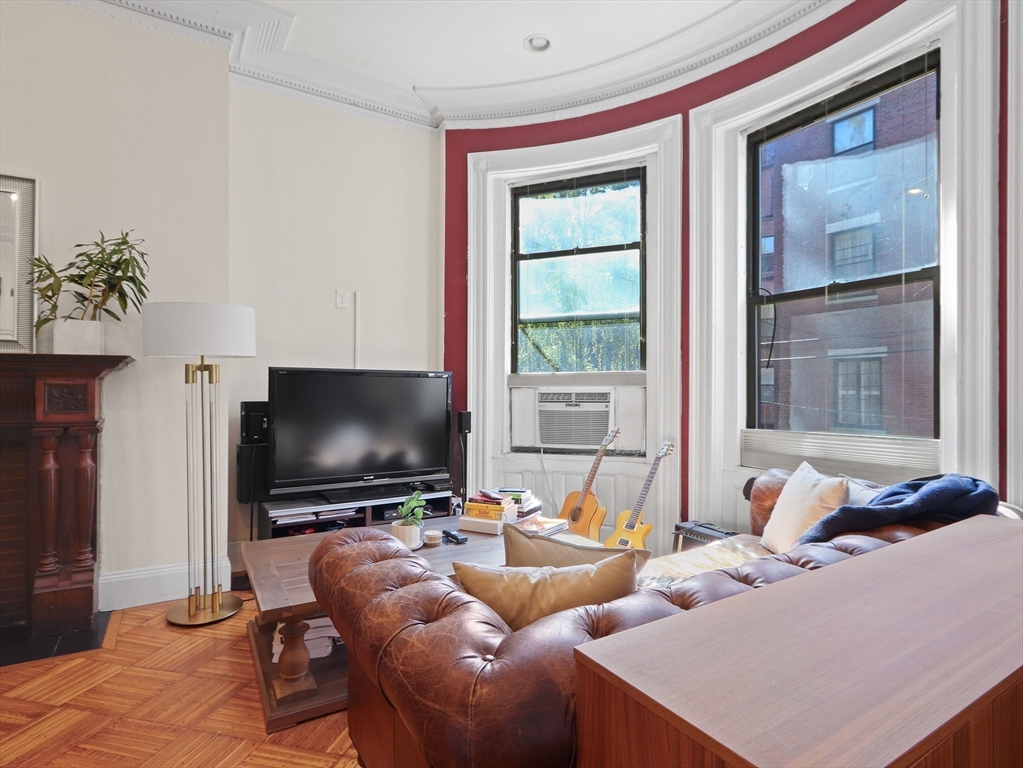 388 Marlborough St # 2 Property Photo 4