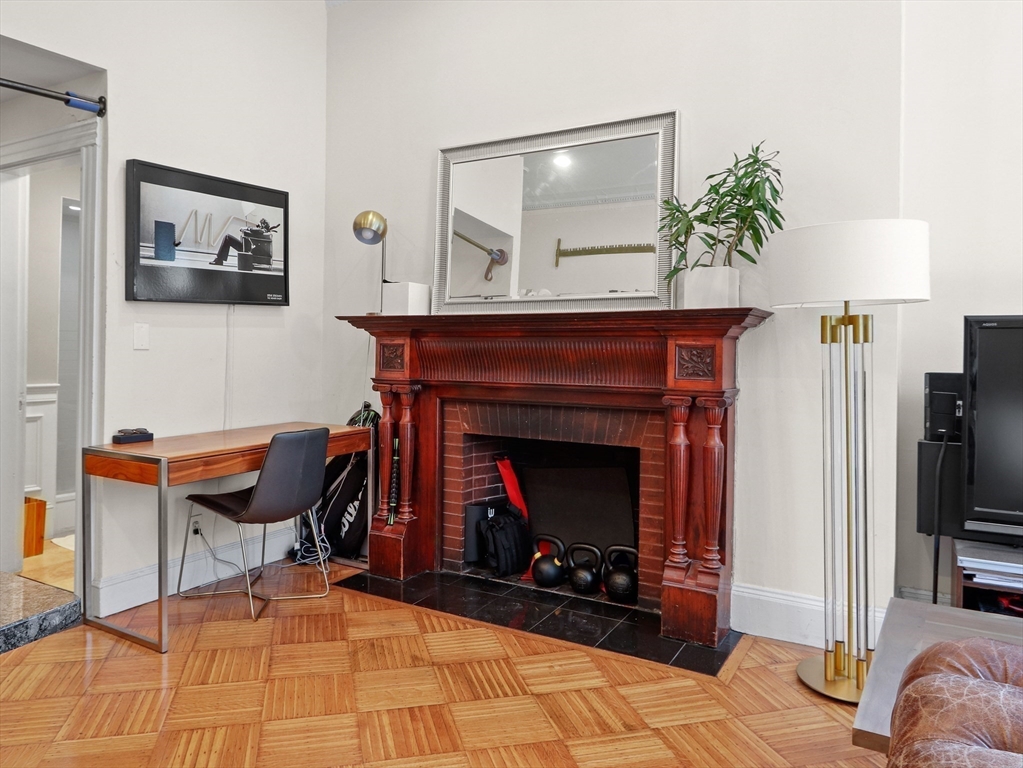 388 Marlborough St # 2 Property Photo 5
