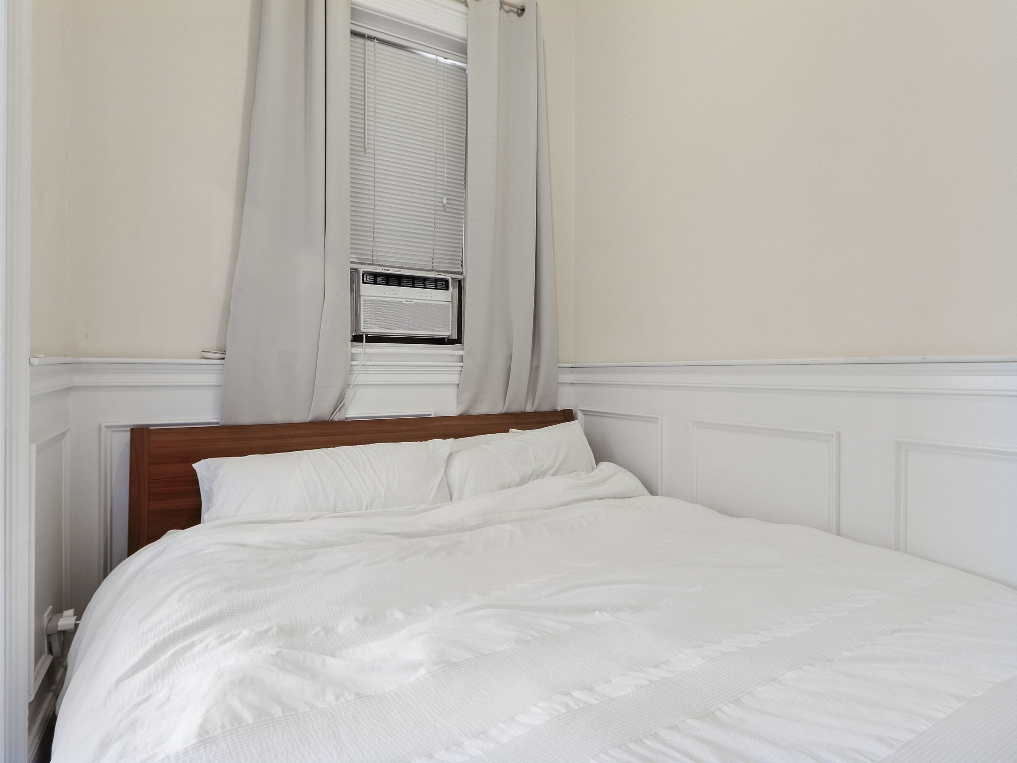 388 Marlborough St # 2 Property Photo 8