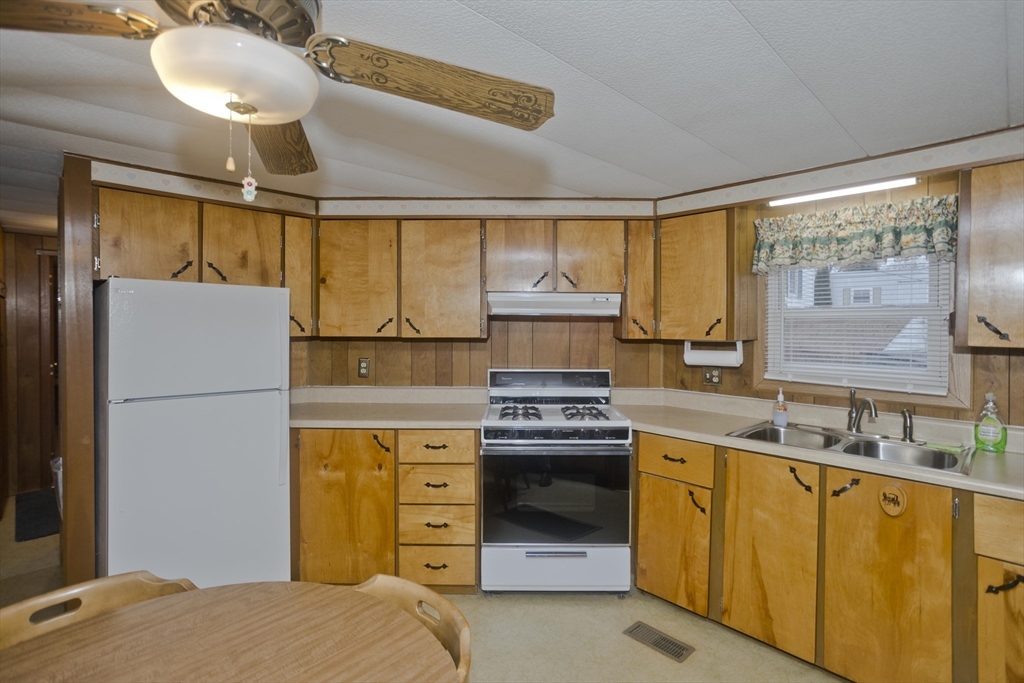 28 Mockingbird Dr Property Photo 12