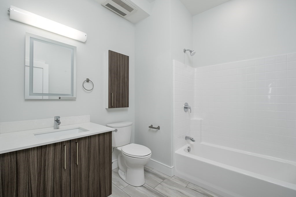 16 Laurel St # 201 Property Photo 18