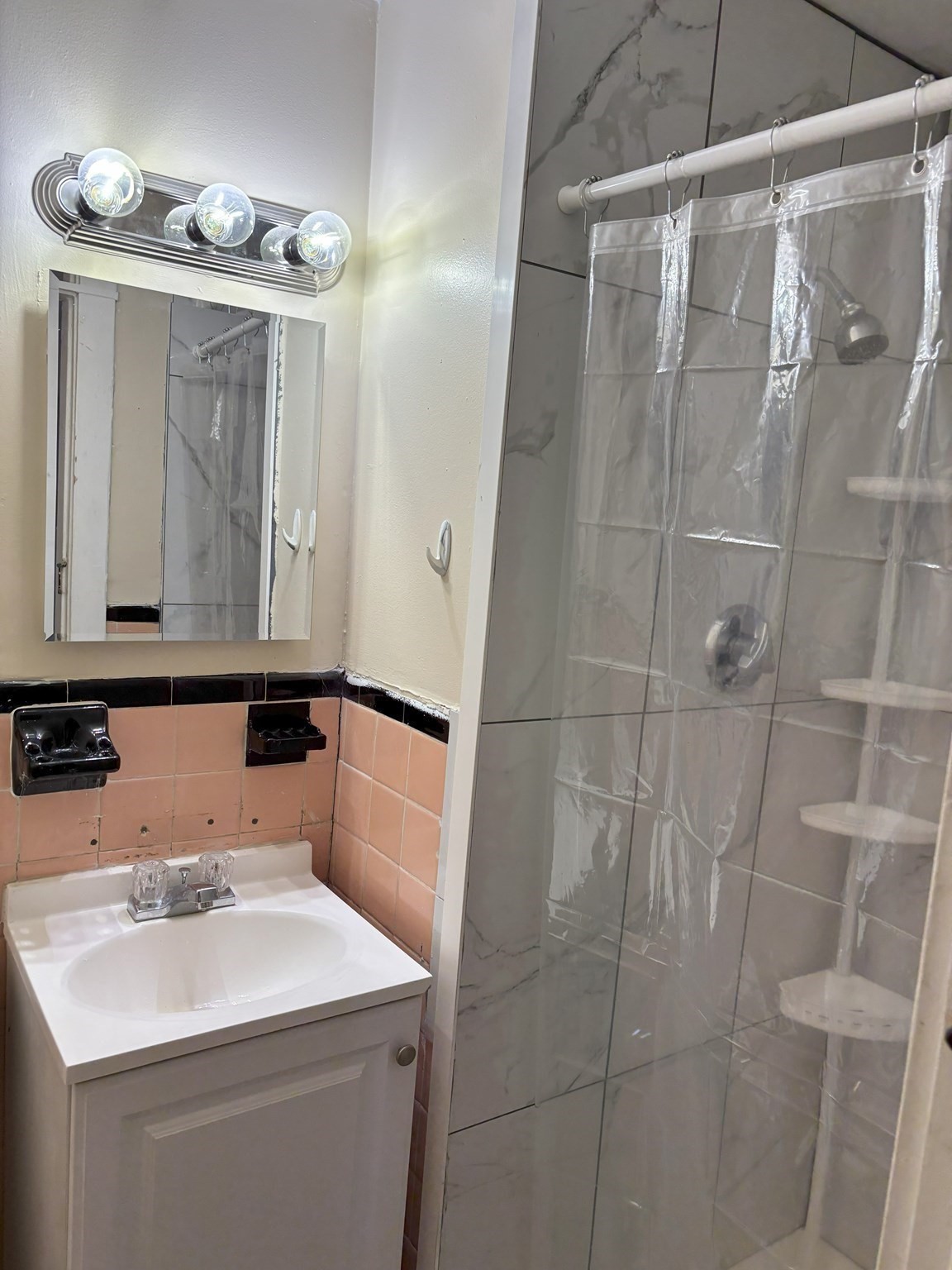 5 Braemore Road # 10 Property Photo 6