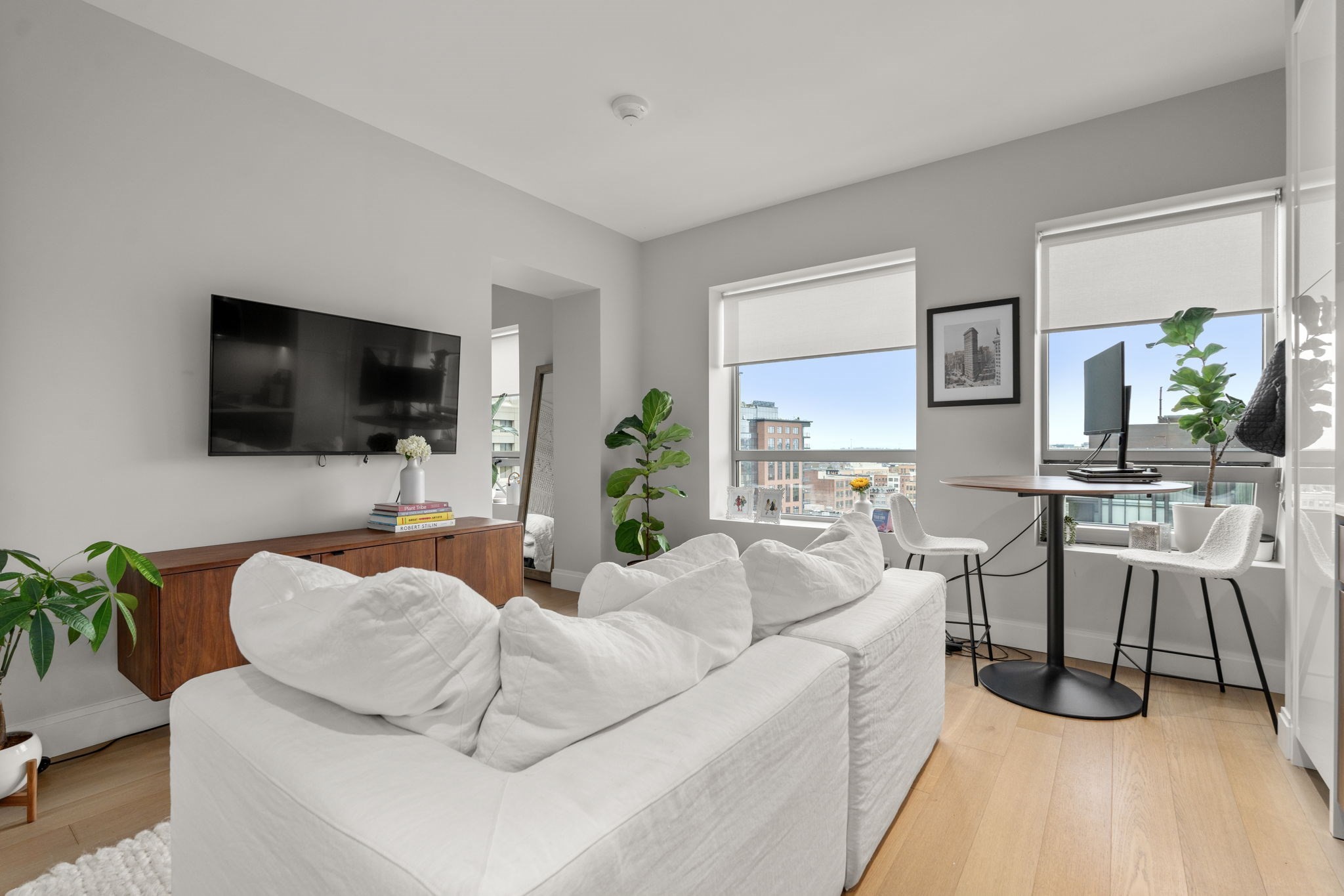 100 Shawmut Ave # 908 Property Photo 1
