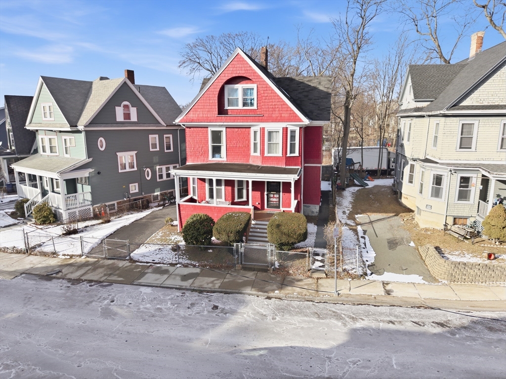 35 Algonquin St Property Photo 2