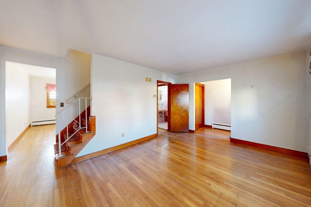 61 Fawndale Rd Property Photo 7