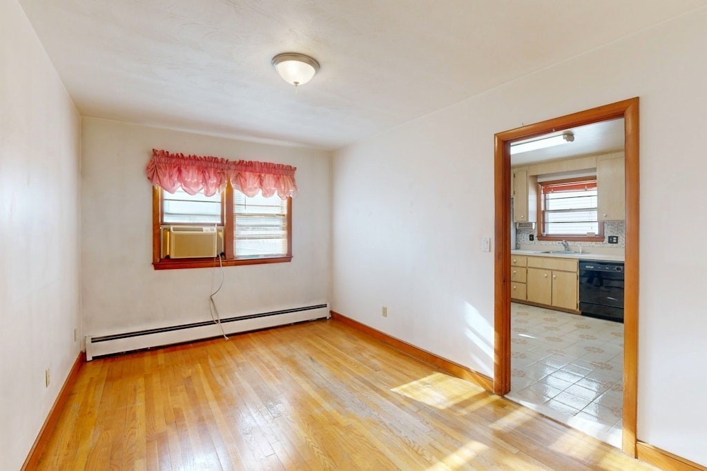 61 Fawndale Rd Property Photo 11