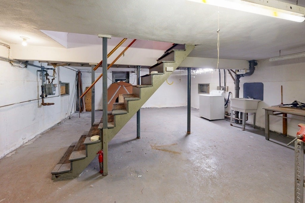 61 Fawndale Rd Property Photo 19