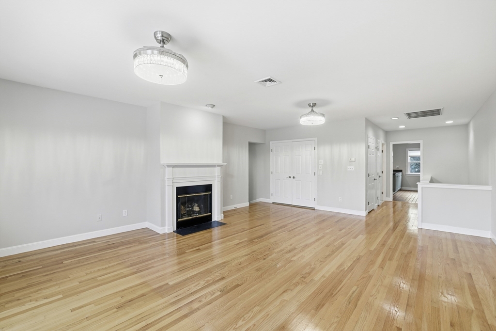 74 Branch St # 15 Property Photo 8