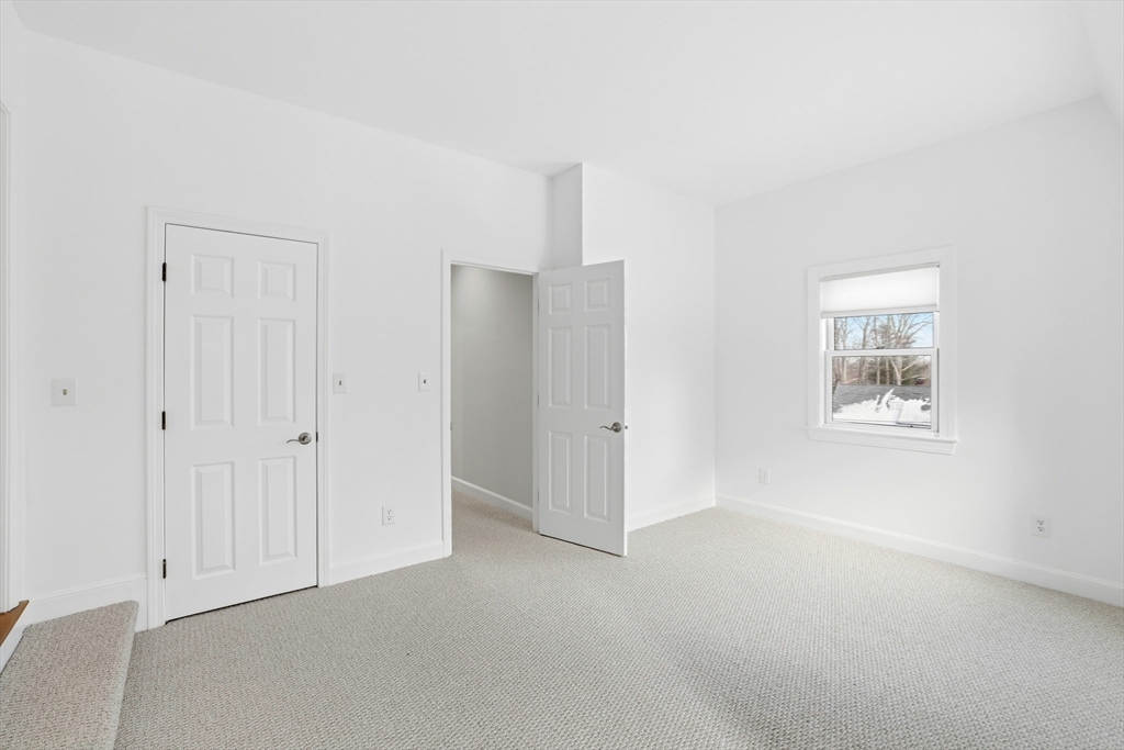 74 Branch St # 15 Property Photo 22