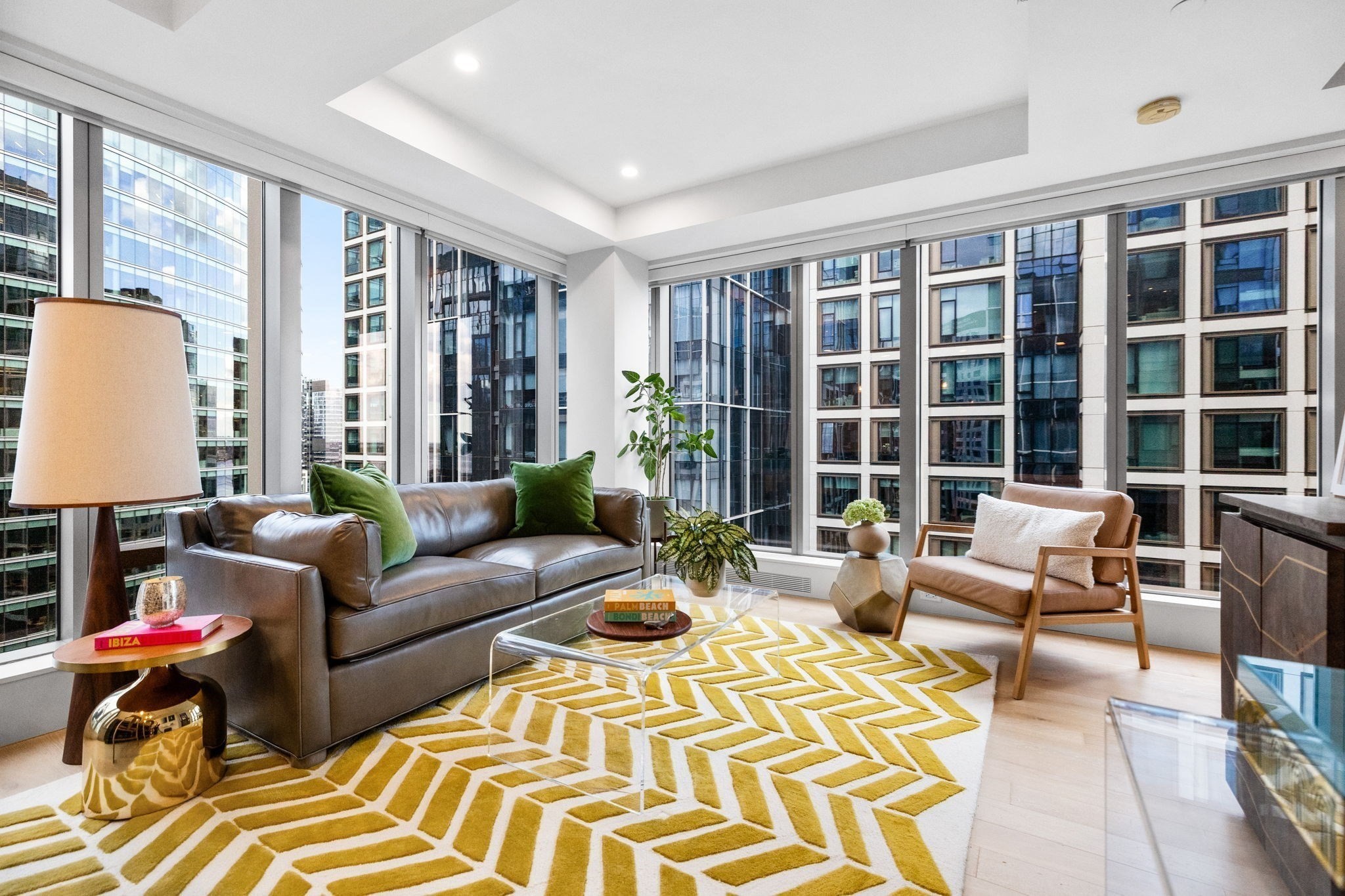 135 Seaport Blvd # 1503 Property Photo 3