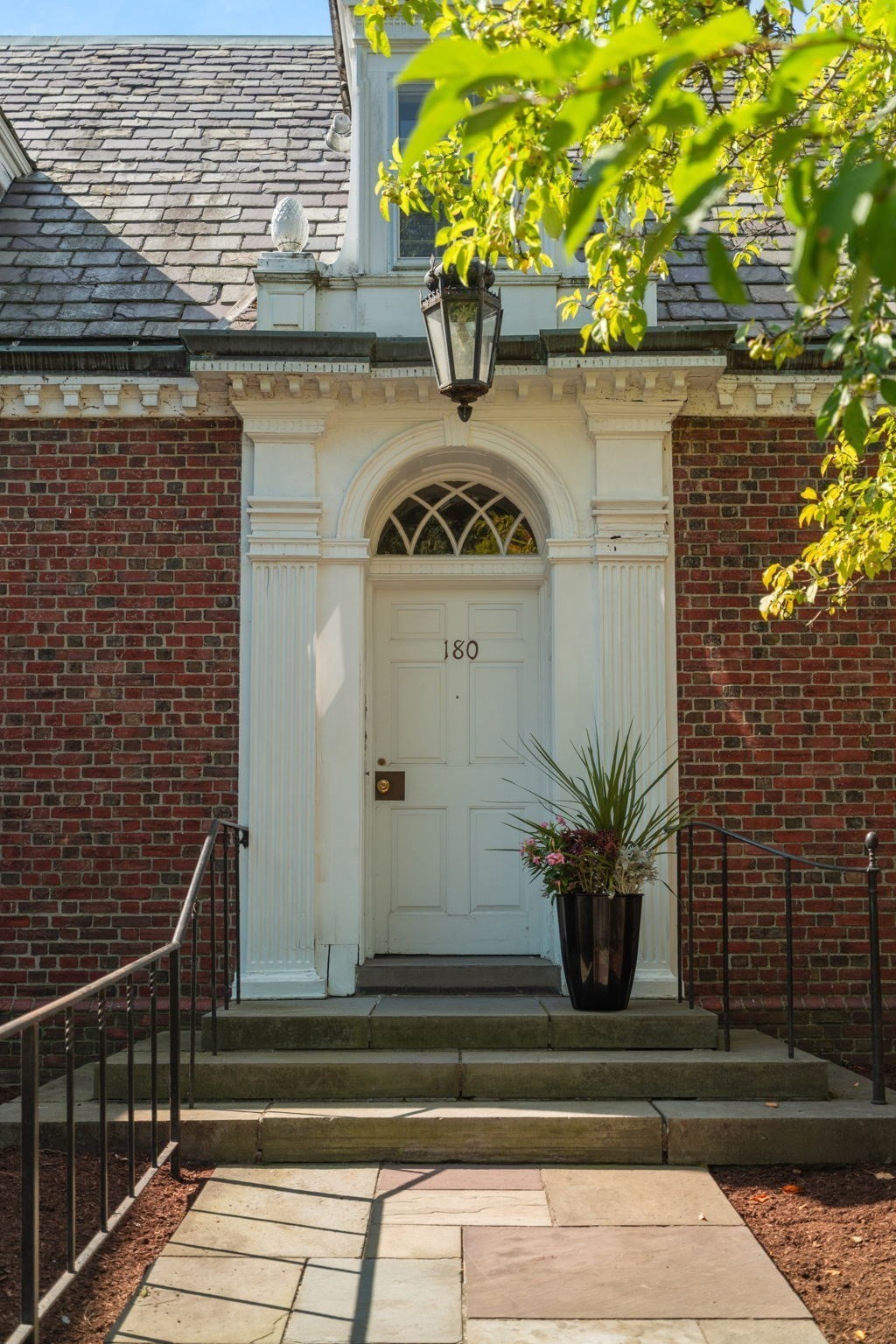 180 Ivy St Property Photo 32