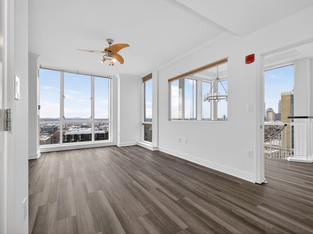 1 Nassau St # 2207 Property Photo 31