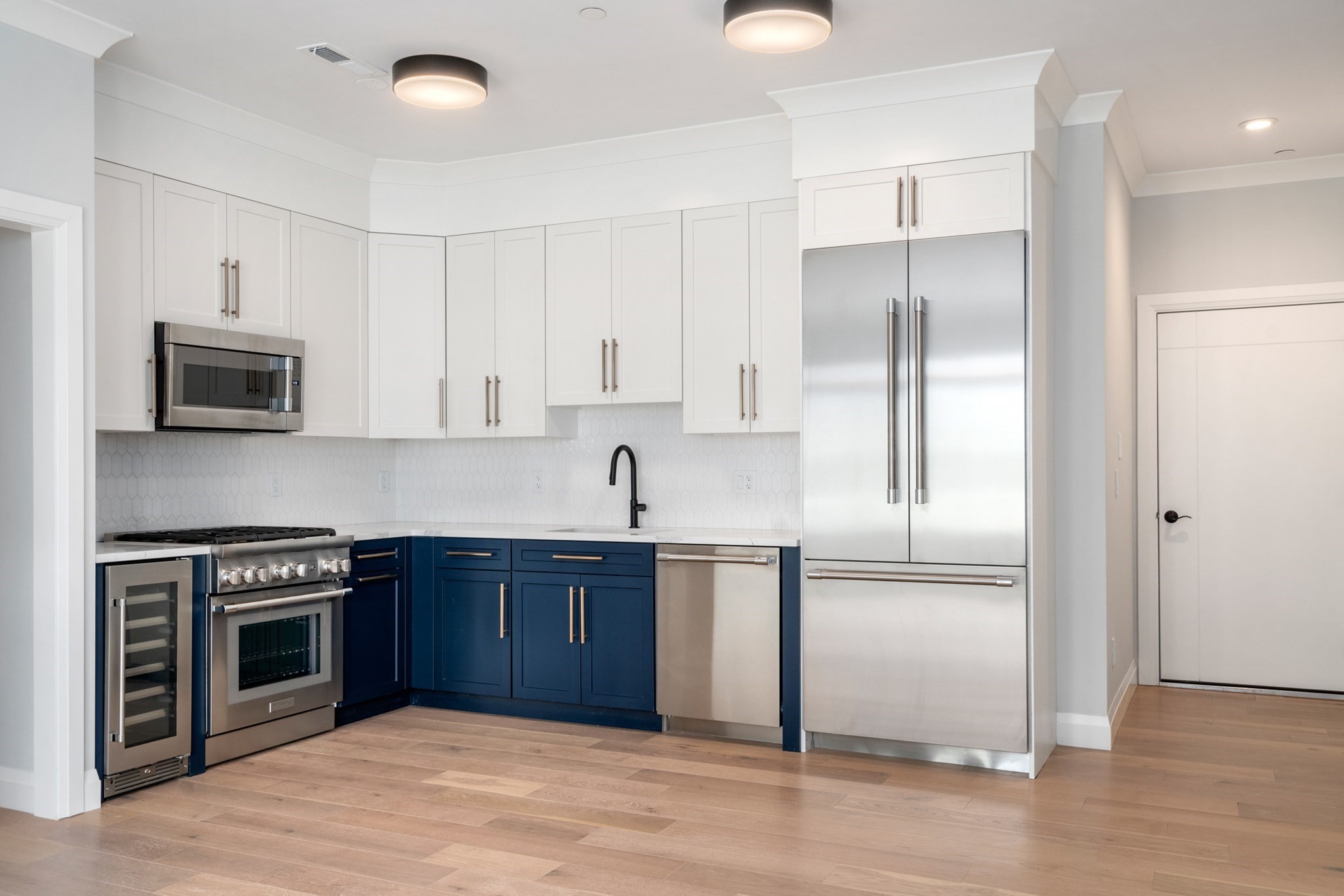 142 Pleasant Street Property Photo 4