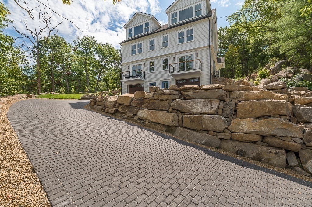 5 Samoset Rd # B Property Photo 1