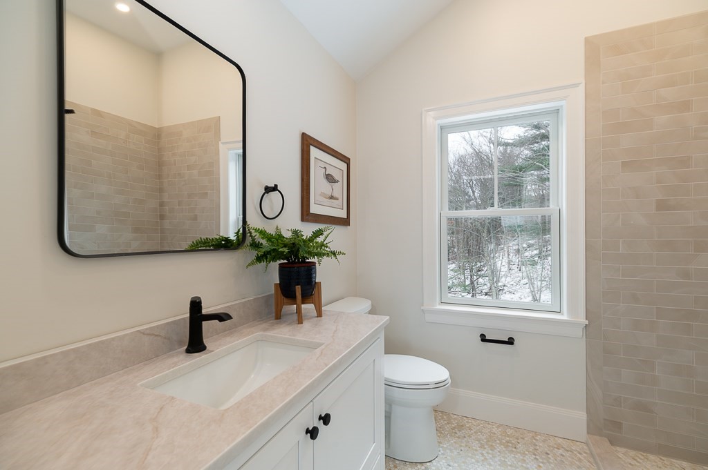 5 Samoset Rd # B Property Photo 29