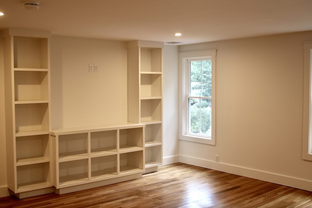 10 Popes Lane Property Photo 15
