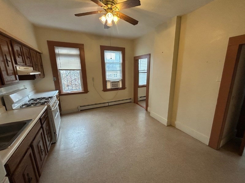 122a Spring Street # 3 Property Photo 4