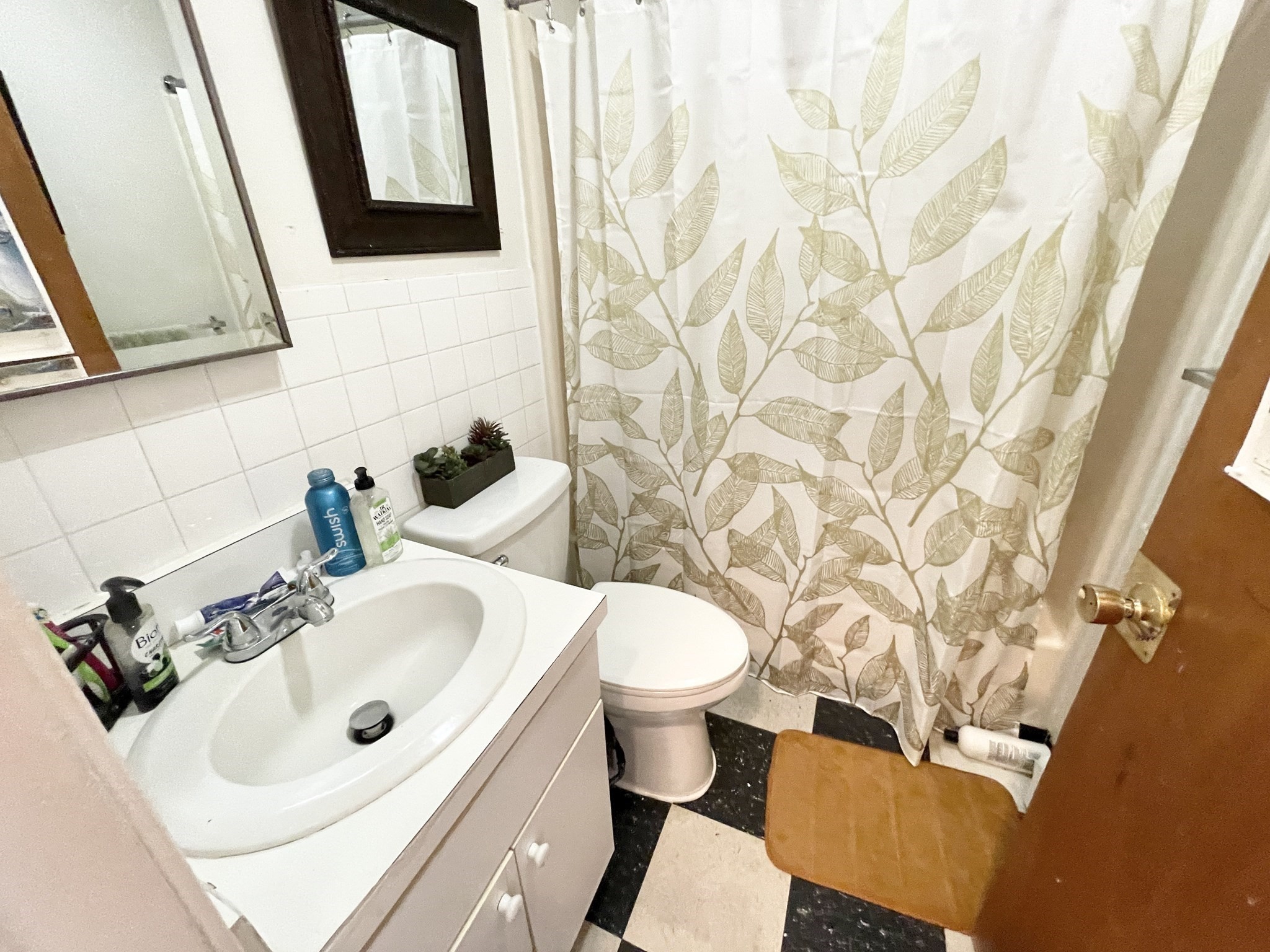 96 Hammond Street # 4 Property Photo 9