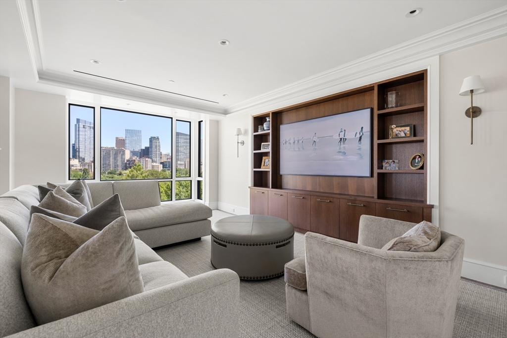 2 Commonwealth Avenue Property Photo 4