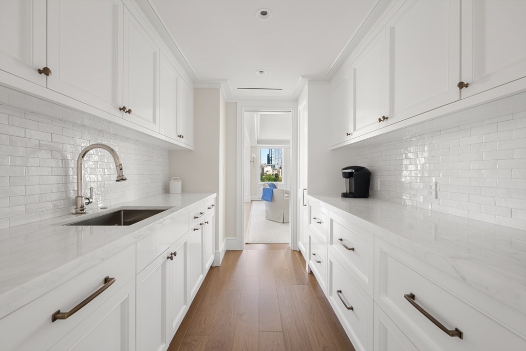 2 Commonwealth Avenue Property Photo 18