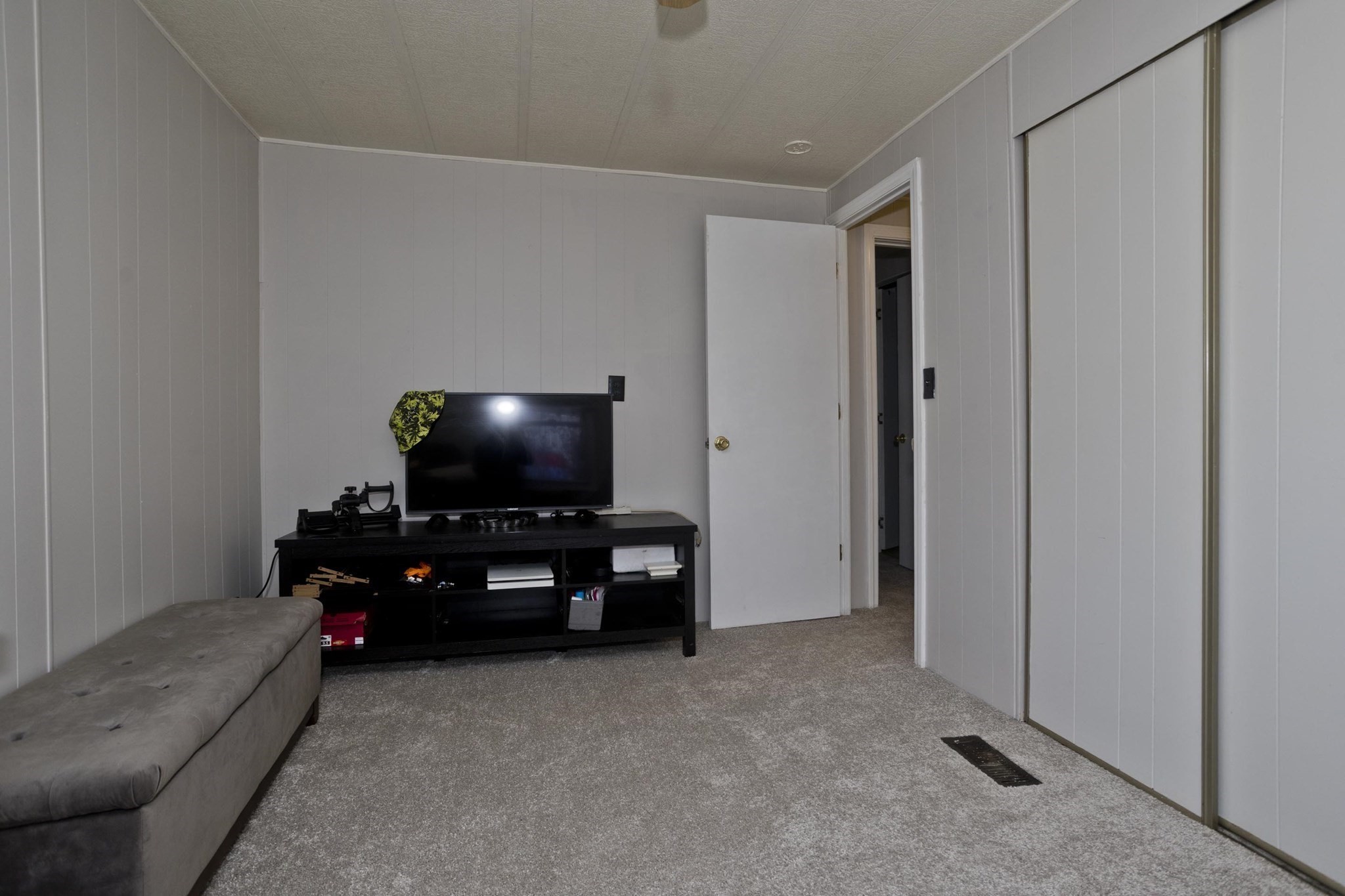 93 Grochmal Avenue # 12 Property Photo 22