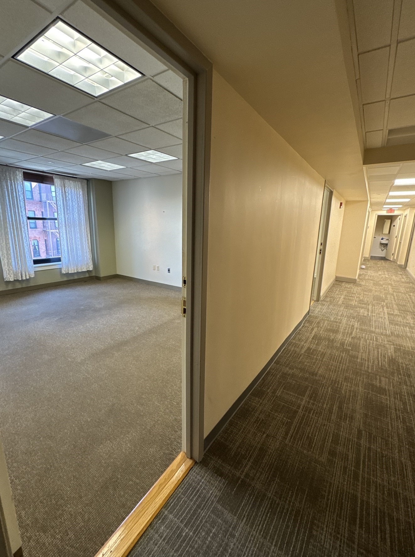 137 Newbury St. # A Property Photo 1