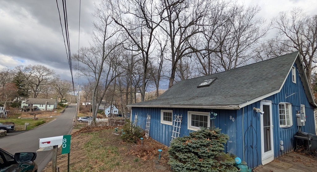 80 Bungalow Street Property Photo 4