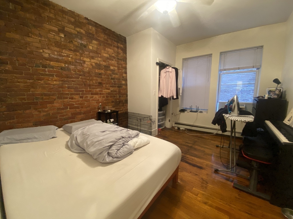 1675 Washington St # 1 Property Photo 5