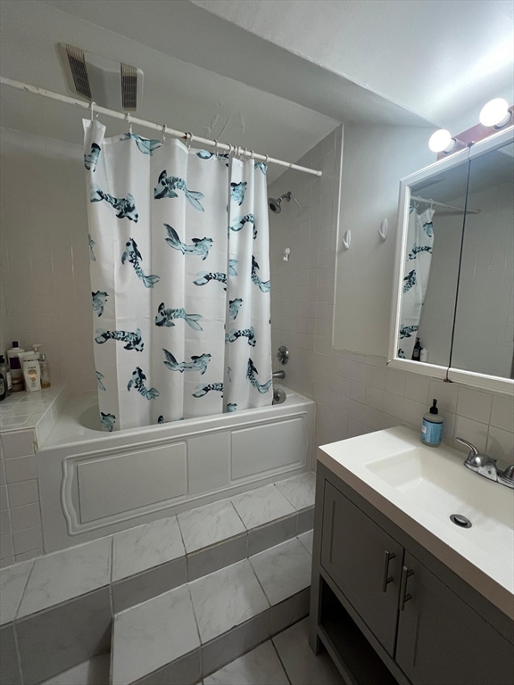 14 1/2 Magnolia # 3 Property Photo 9