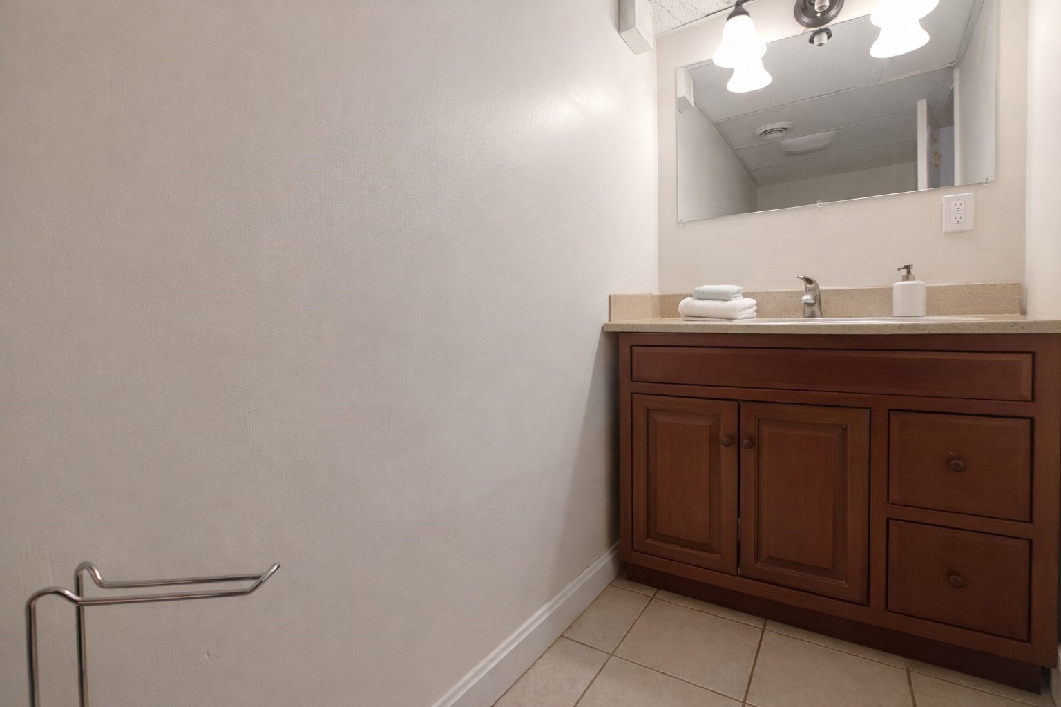 9 Medford # 1 Property Photo 14