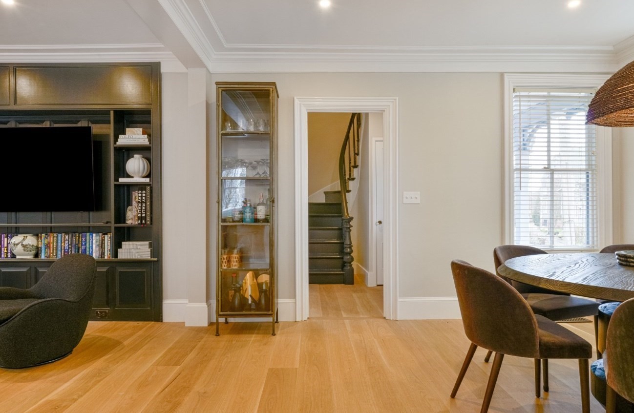 51 Fair St Property Photo 6